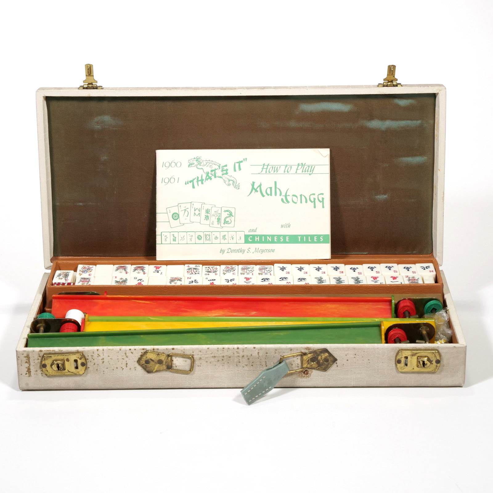 VINTAGE MAHJONG SET WITH FIVE CATALIN RACKS AND INSTRUCTION BOOKLET (1 of 10)
