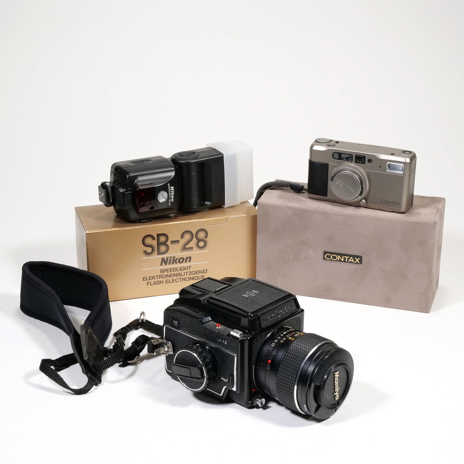 (3pc) MAMIYA 645 MEDIUM FORMAT CAMERA, CONTAX T2, AND NIKON SB-28 SPEEDLIGHT (1 of 14)