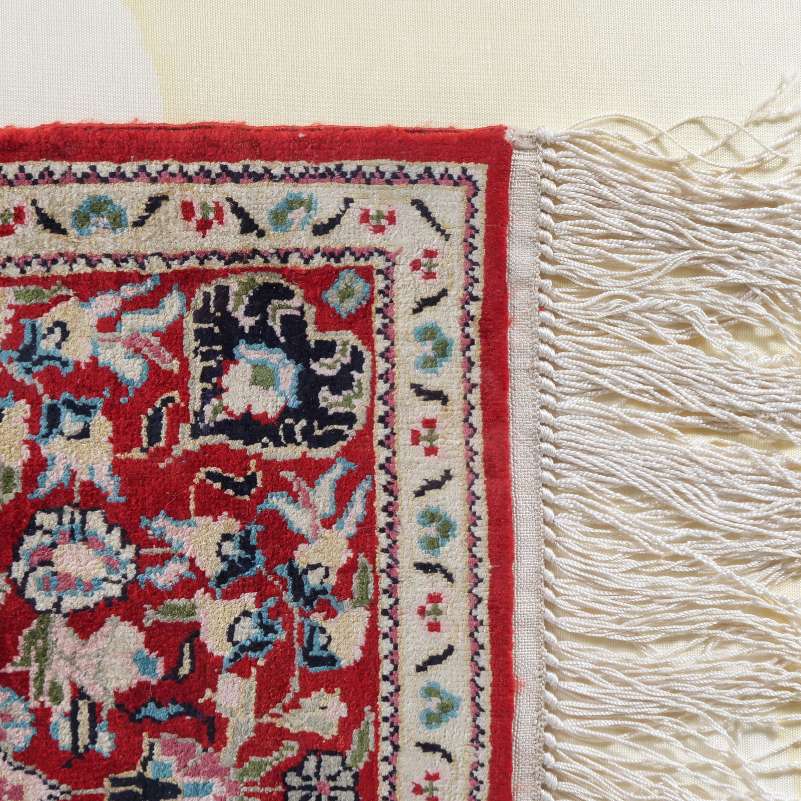 (2pc) FRAMED MINIATURE RUGS - 3