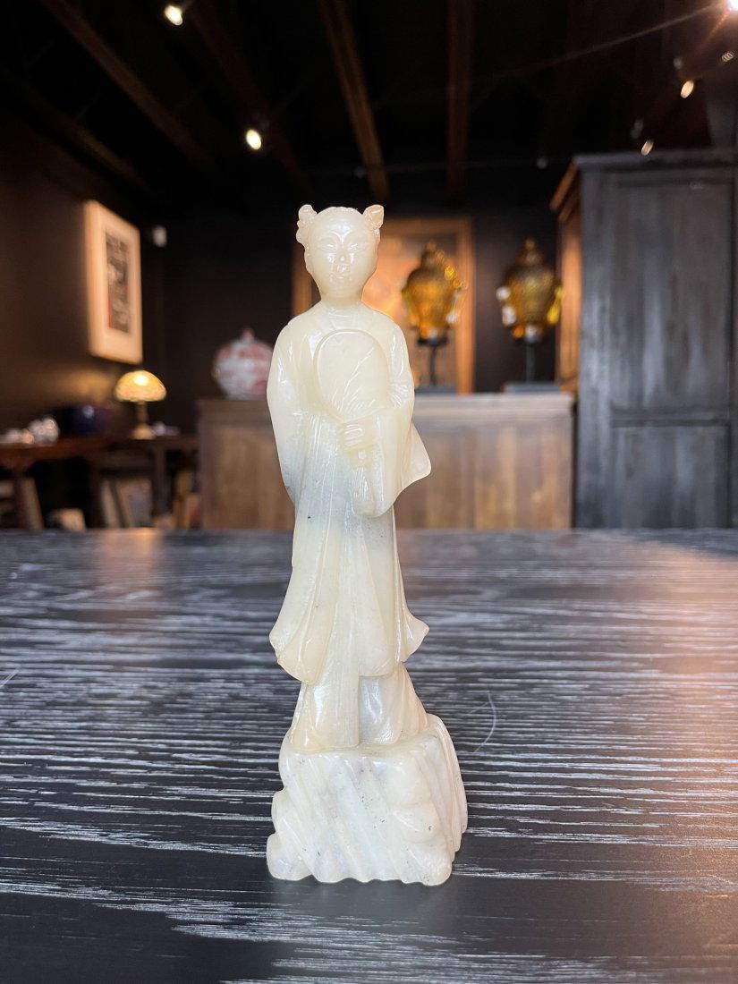 A CHINESE WHITE JADE FIGURE OF Lady (1 of 5)