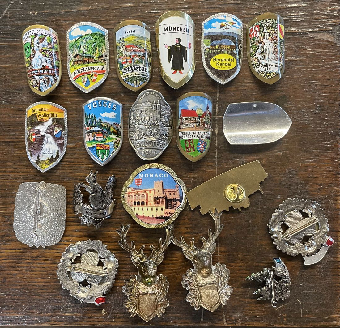20 Piece Deal Hiking Badges (1 of 2)