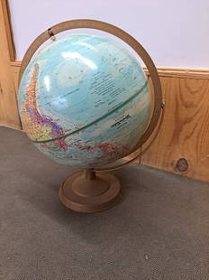 Vintage Globe: Vintage ca. 1960 turning world globe, tiny crack on base, 17"T x 13"W