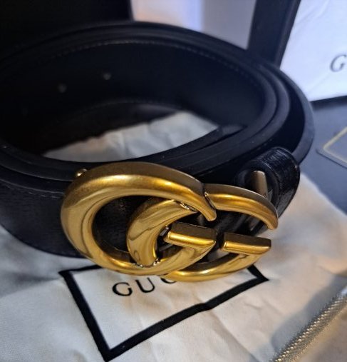 Vintage Black Gucci Belt (1 of 4)