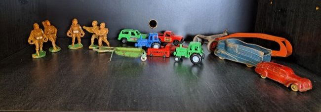 Large Lot Antique Toys (1 of 6)