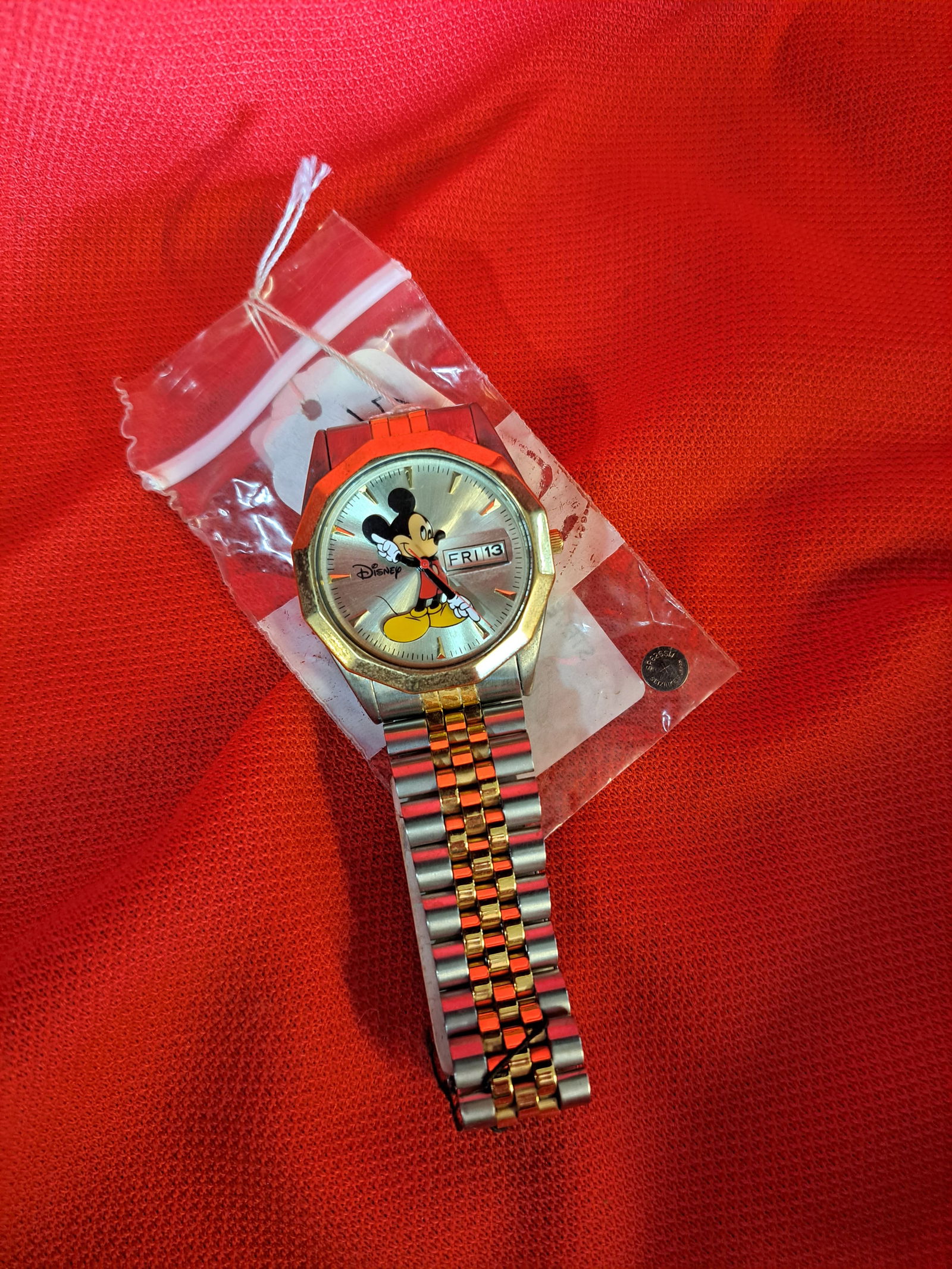Disney Mickey Mouse Watch (1 of 4)