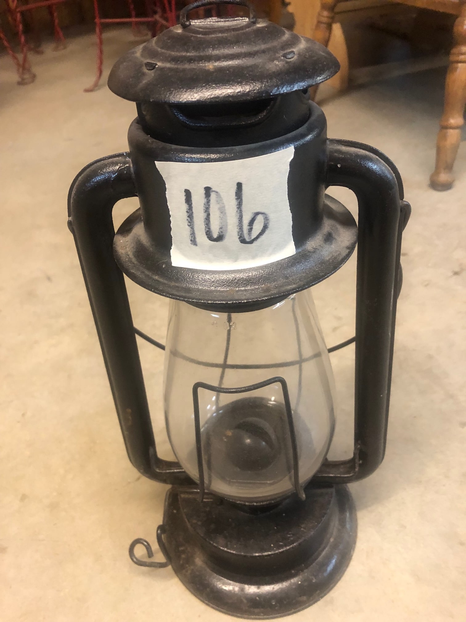 Vintage Oil Lantern: Good condition. Needs wick. 15.5 inches tall, 8 inches wide