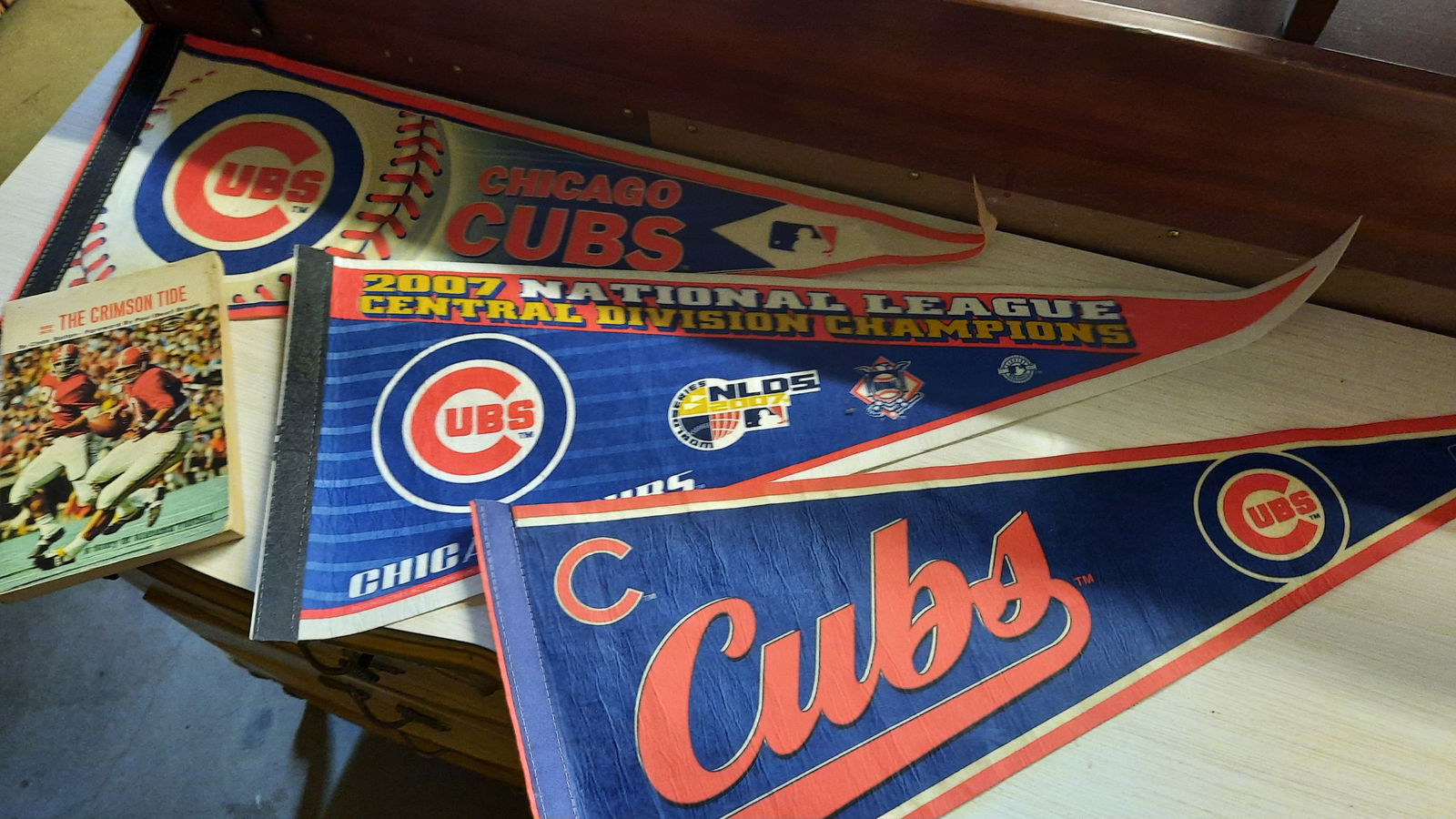 Various Sports Collectables Lot (1 of 3)