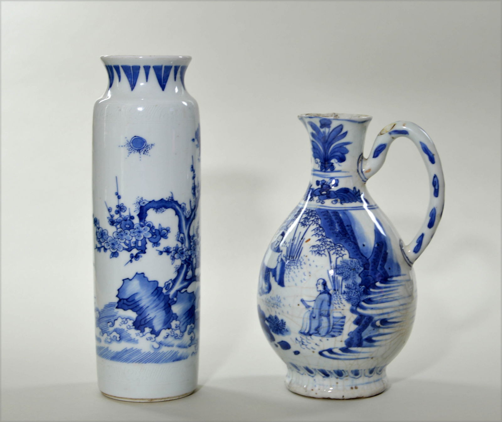 Two Chinese Blue and White Vases (1 of 9)