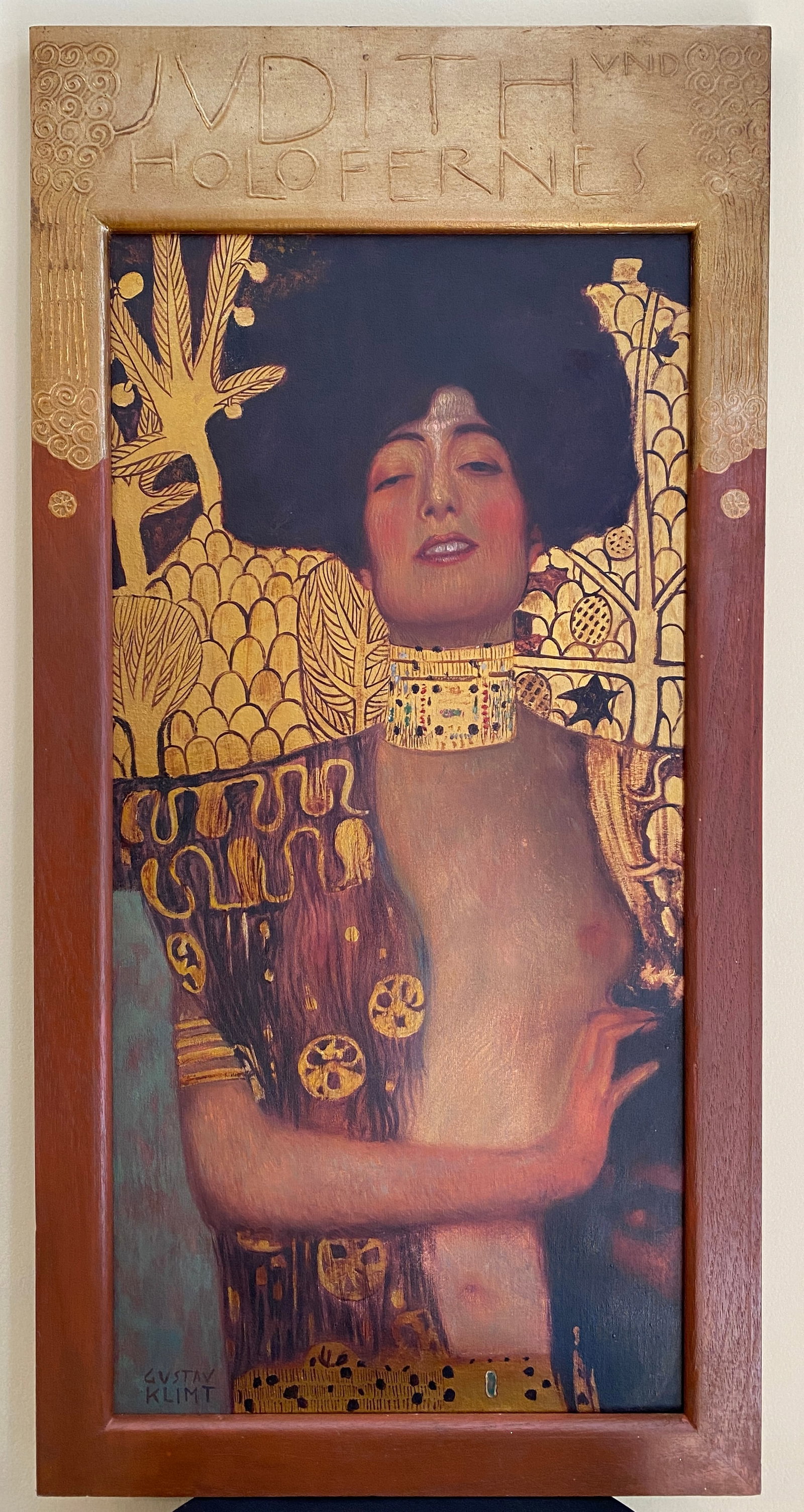 Gustav Klimt (Austrian, 1862-1918) - Oil Painting Style Of: This lot consists of a hand-painted oil on canvas in the style of the painter Gustav Klimt. The Austrian artist Gustav Klimt was not only one of the leading exponents of late 19th-century Viennese art