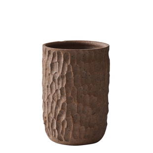 Rare Hand Thrown Robert Maxwell & David Cressey Planter for Earthgender: Quantity: 1 Rare Robert Maxwell & David Cressey Small Planter or Vase for Earthgender. Studio executed in hand thrown and designed textured earthenware. A very clean example from the short-lived and i