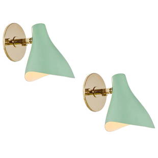 Pair of Gino Sarfatti Model #10 Sconces in Green for Arteluce: Quantity: 2 lamps Pair of Gino Sarfatti Model #10 sconces in green for Arteluce. Executed in original green painted aluminum and custom fabricated period styled brass backplates designed to mount over