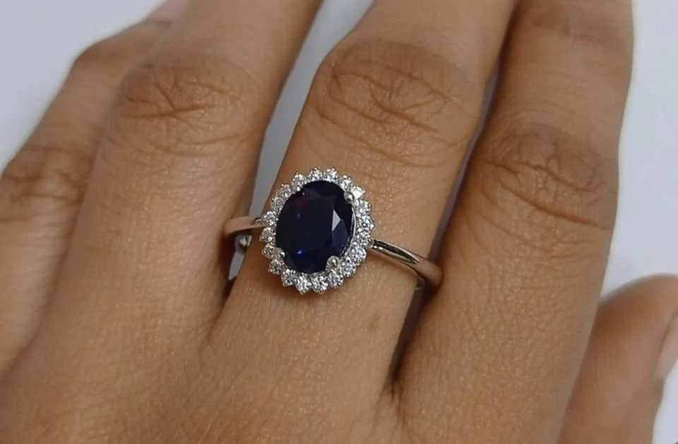 3.00 Carat Oval Natural Blue Sapphire 14kt Solid White Gold Ring (1 of 4)