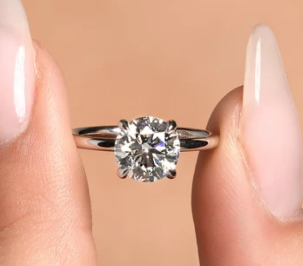 Certified 1.5 Ct. Lab Grown Diamond Engagement Ring in 14K Solid White Gold - Round Cut (1 of 5)