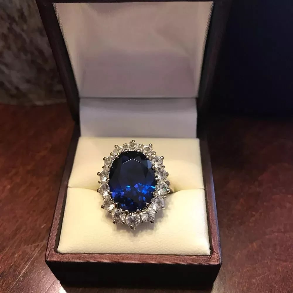 Certified 15 Carat 14KT Solid White  Gold lab grown Sapphire Ring (1 of 2)