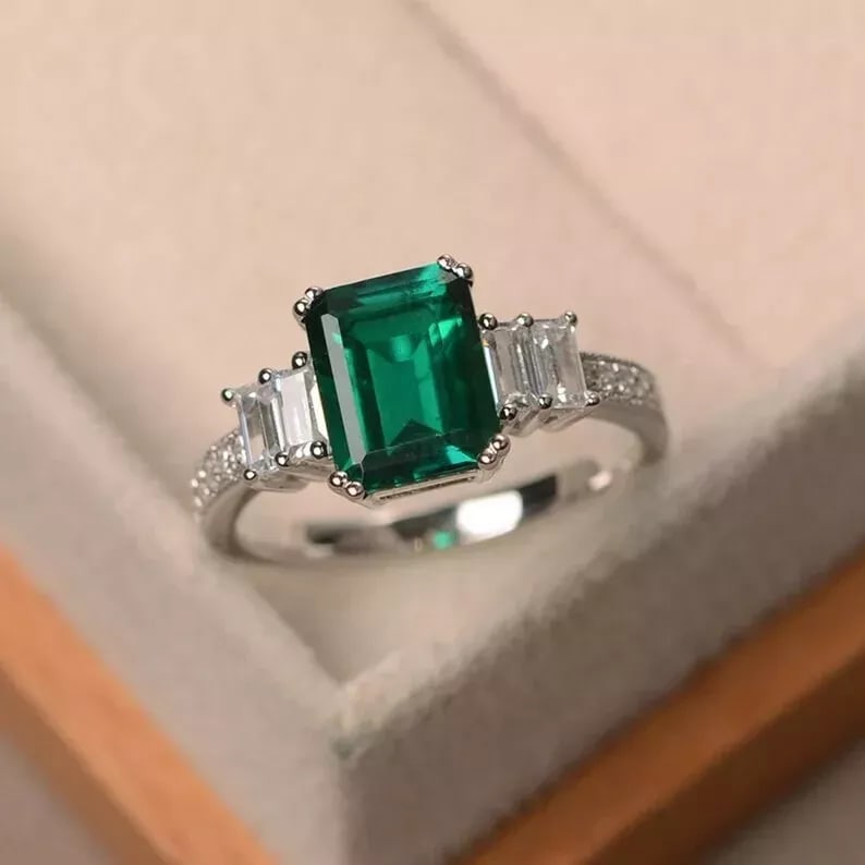 Certified 4 Carat 14KT Solid White Gold lab grown emerald (1 of 4)