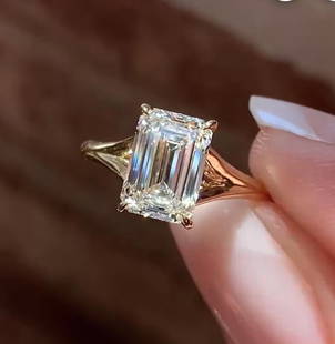 Certified - 7 Carat - 14Kt Solid Rose Gold - Lab grown diamond Ring Emerald Cut E Color VVS1 Cut: Certified - 7 Carat - 14Kt Solid Rose Gold - Lab grown diamond Ring Emerald Cut E Color VVS1 Cut - Ring Size US - 7