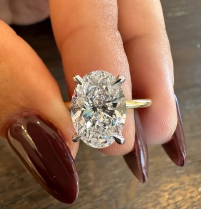 14kt Solid White Gold Ring 5 Carat Oval VVS1 - E Color Lab Grwon Diamond Engagement Ring,Hidden Halo: 14kt Solid White Gold Ring 5 Carat Oval VVS1 - E Color Lab Grwon Diamond Engagement Ring,Hidden Halo Oval Ring- Side Stone Lab Grwon Diamonds VS1 E Color Round Cut 0.20 Ct Ring Size US - 7 - Ring Resi