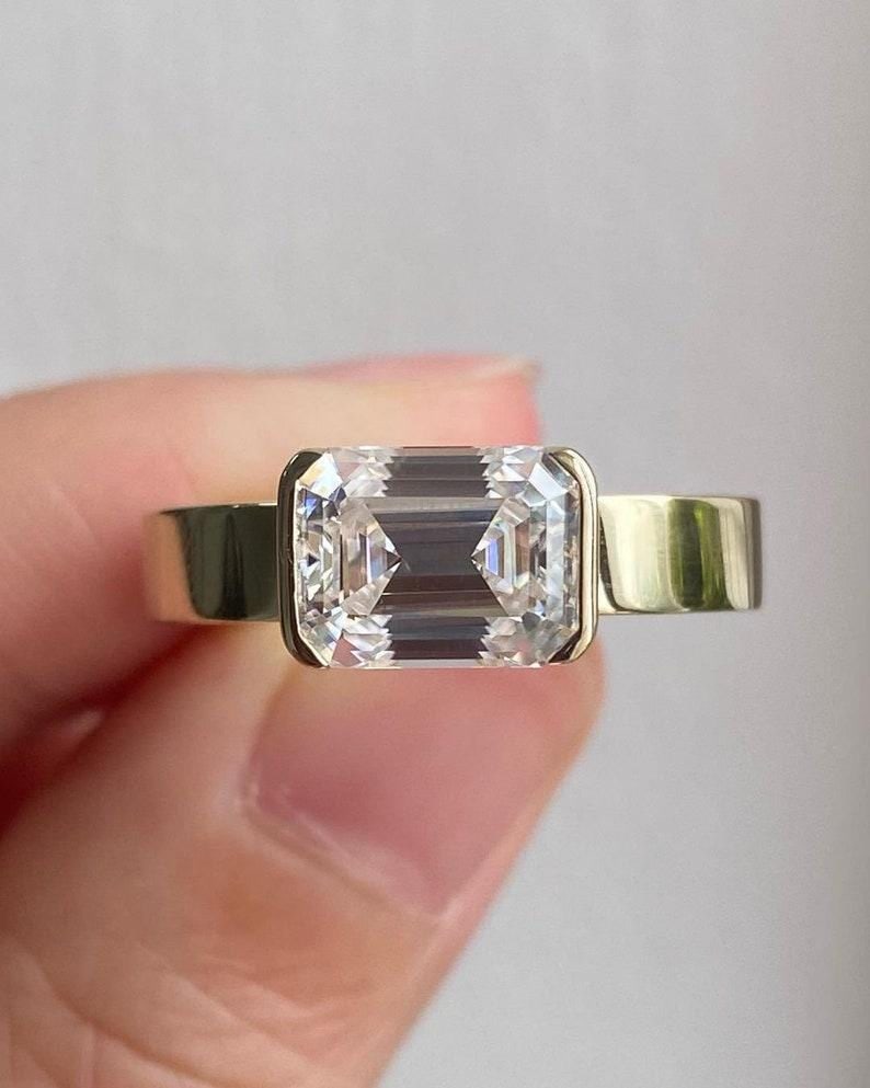 Certified 3.50 Carat Emerald Cut Lab Grown Diamond VVS1 E Color 14kt Solid Yellow Gold Engagement: Certified 3.50 Carat Emerald Cut Lab Grown Diamond VVS1 E Color 14kt Solid Yellow Gold Engagement Ring -Ring Size US 7.50 -Ring Resize Available free of cost - Free Shipping
