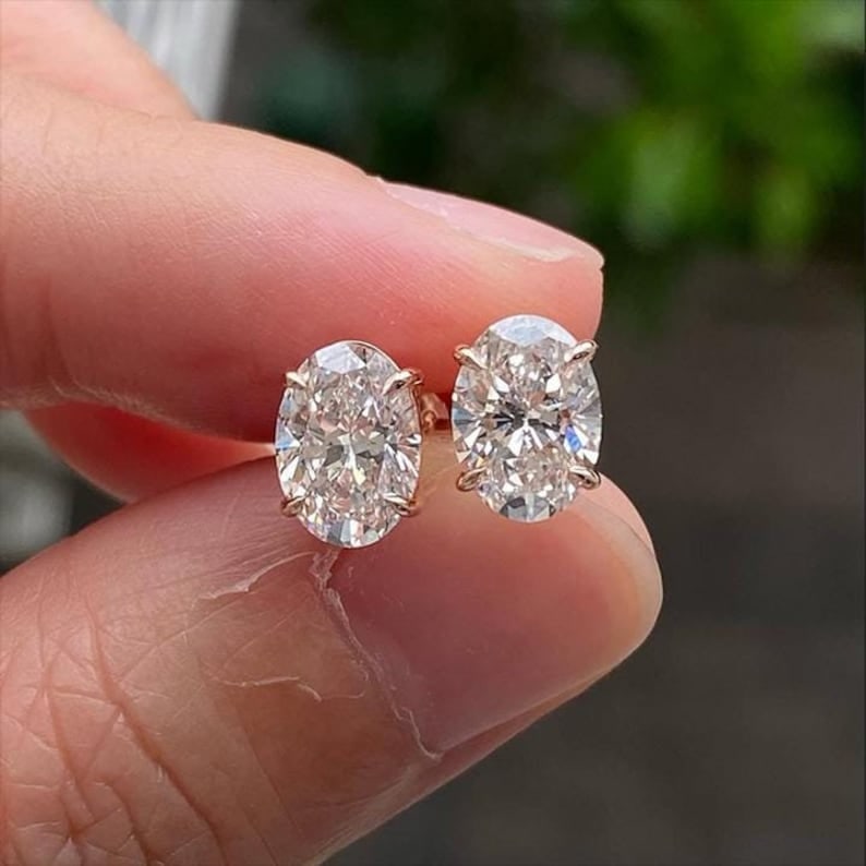 Certified 6 Carat Oval Cut Lab Grown Diamond VVS1 D Color 14kt Solid White Gold Earrings: Certified 6 Carat Oval Cut Lab Grown Diamond VVS1 D Color 14kt Solid White Gold Earrings