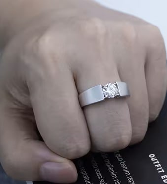 Certified 2 Carat Round Cut Lab Grown Diamond 14kt Solid White Gold Engagement Ring: Certified 2 Carat Round Cut Lab Grown Diamond D VVS1 14kt Solid White Gold Engagement Ring - Ring Size US 7