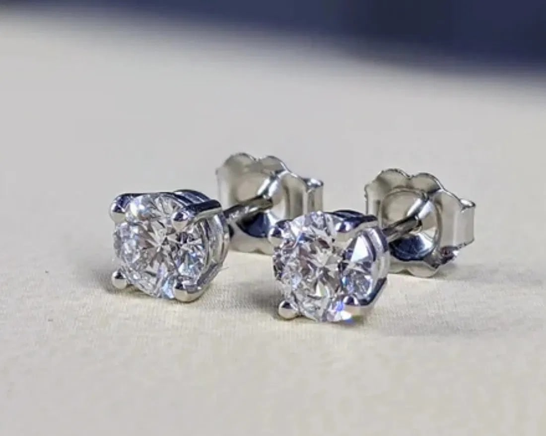 Certified 2.00 Ct. Lab Grown Diamond Earrings in 14K Solid White Gold: Certified 2.00 Ct. Lab Grown Diamond Earrings in 14K Solid White Gold - F Color VVS1 -Round Excellent Luster---Free Shipping