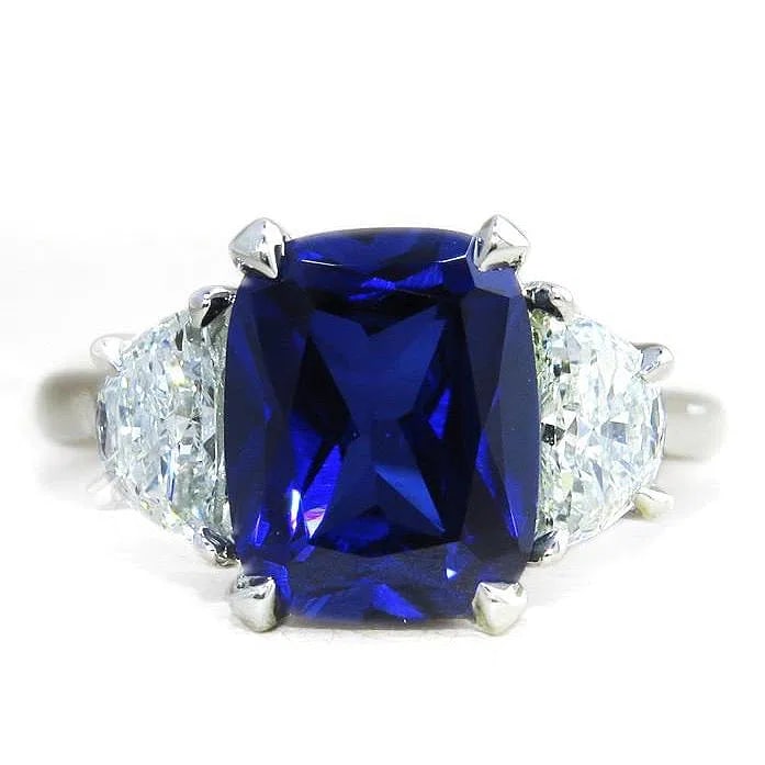 Certified 10 Carat lab grown sapphire 14kt Solid White Gold Ring: Certified10 Carat lab grown sapphire 14kt Solid White Gold Ring - Side Diamond fancy cut diamonds vs1 g color 0.80 ct Ring Size US -7