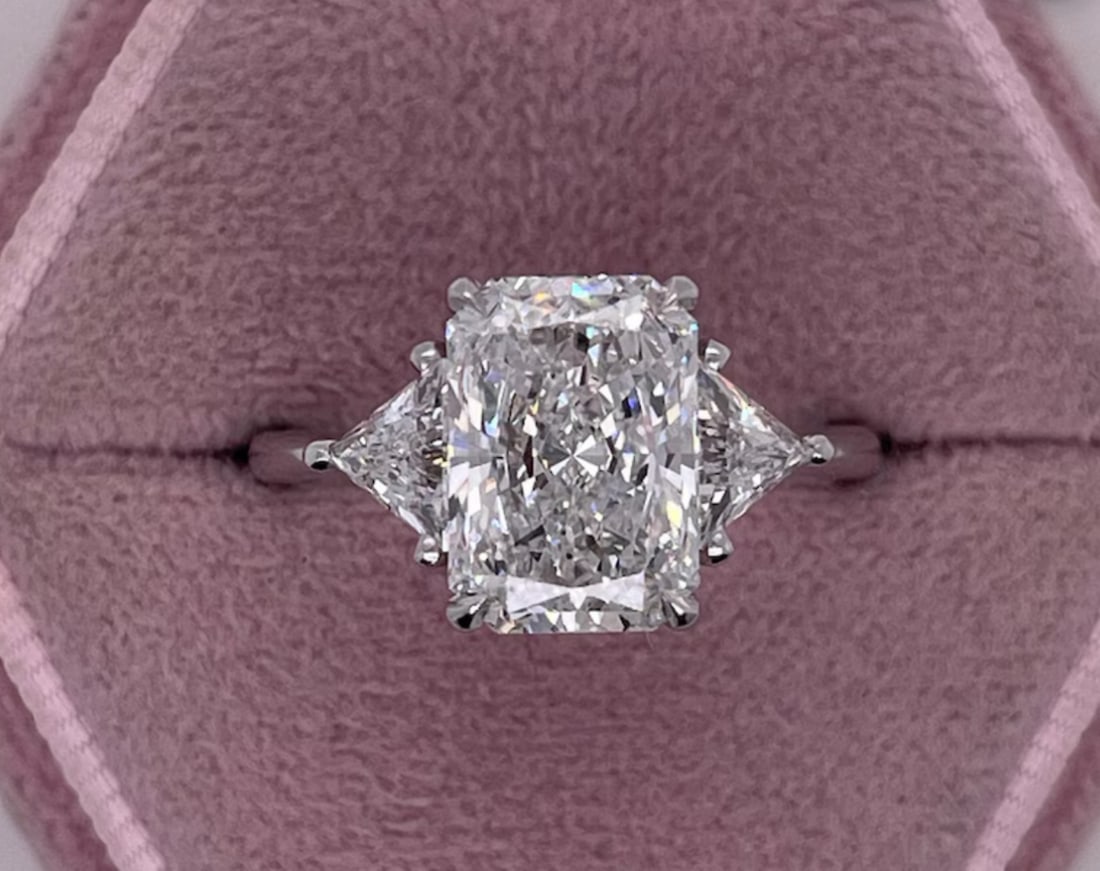 Certified 4.5 Carat Radiant Cut Lab Grown Diamond D VVS1 Color 14kt Solid White Gold Engagement Ring: Certified 4.5 Carat Radiant Cut Lab Grown Diamond D VVS1 Color 14kt Solid White Gold Engagement Ring - Side Stone Lab Grown Diamonds 0.80 CT Fnacy Cut VS1 E Color - Ring Size US 6