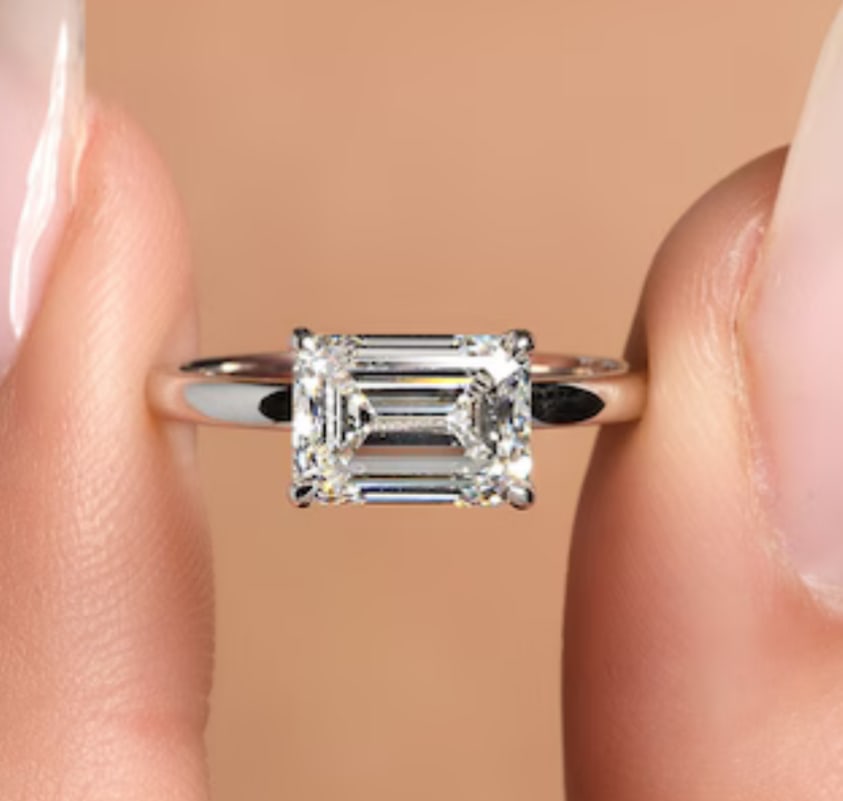 Certified 1.5 Carat Emerald Cut Lab Grown Diamond D VVS1 Color 14kt Solid White Gold Engagement: Certified 1.5 Carat Emerald Cut Lab Grown Diamond D VVS1 Color 14kt Solid White Gold Engagement Ring - Ring Size US 6