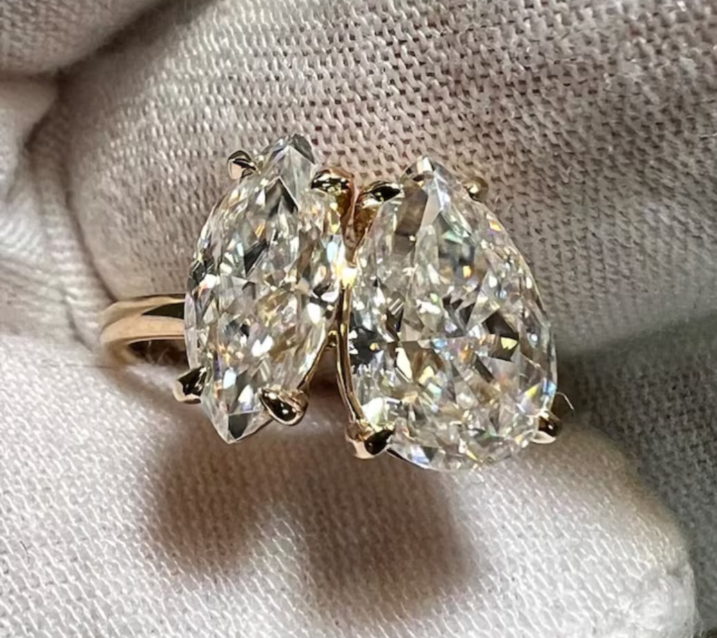 Certified 6 Carat Pear & Marquise Cut Lab Grown Diamond D VVS1 Color 14kt Solid Yellow Gold: Certified 6 Carat Pear & Marquise Cut Lab Grown Diamond D VVS1 Color 14kt Solid Yellow Gold Engagement Ring - Ring Size US - 7