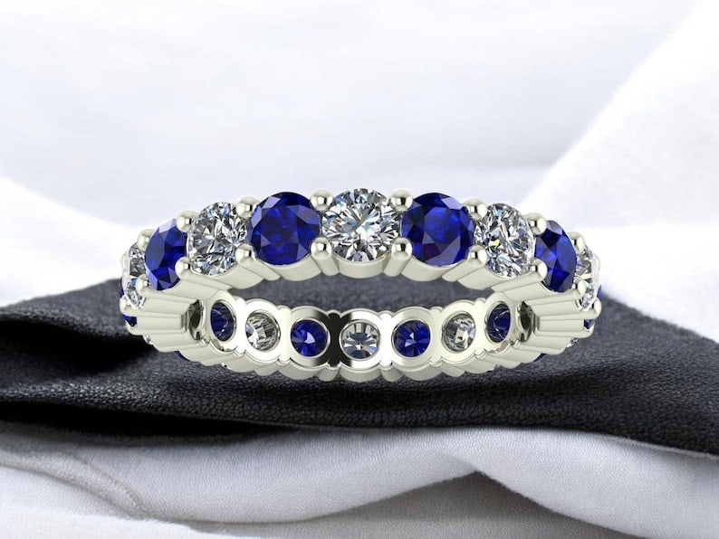 Certified 3.5 Carat Round Cut Lab Grown Sapphire & Lab Grown Diamonds 14kt Solid White Gold: Certified 3.5 Carat Round Cut Lab Grown Sapphire & Lab Grown Diamonds 14kt Solid White Gold Engagement Ring - Ring Size US 6.5