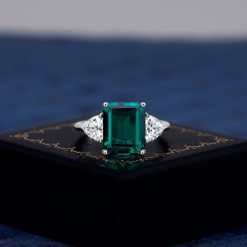 Certified 7.50 Carat Emerald Cut Lab Grown Green Emerald Lab Grown Diamond D VVS1 Color 14kt (1 of 5)