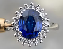 10 Carat Oval Cut Certified Lab Grown Sapphire Ring in 14KT Solid White Gold: 10 Carat Oval Cut Certified Lab Grown Sapphire Ring in 14KT Solid White Gold - 0.40 Ct Round Cut Lab Grown Diamonds Side Stones (VS1, E Color) – Excellent Luster – Ring Size US 6 - Free Resizing &