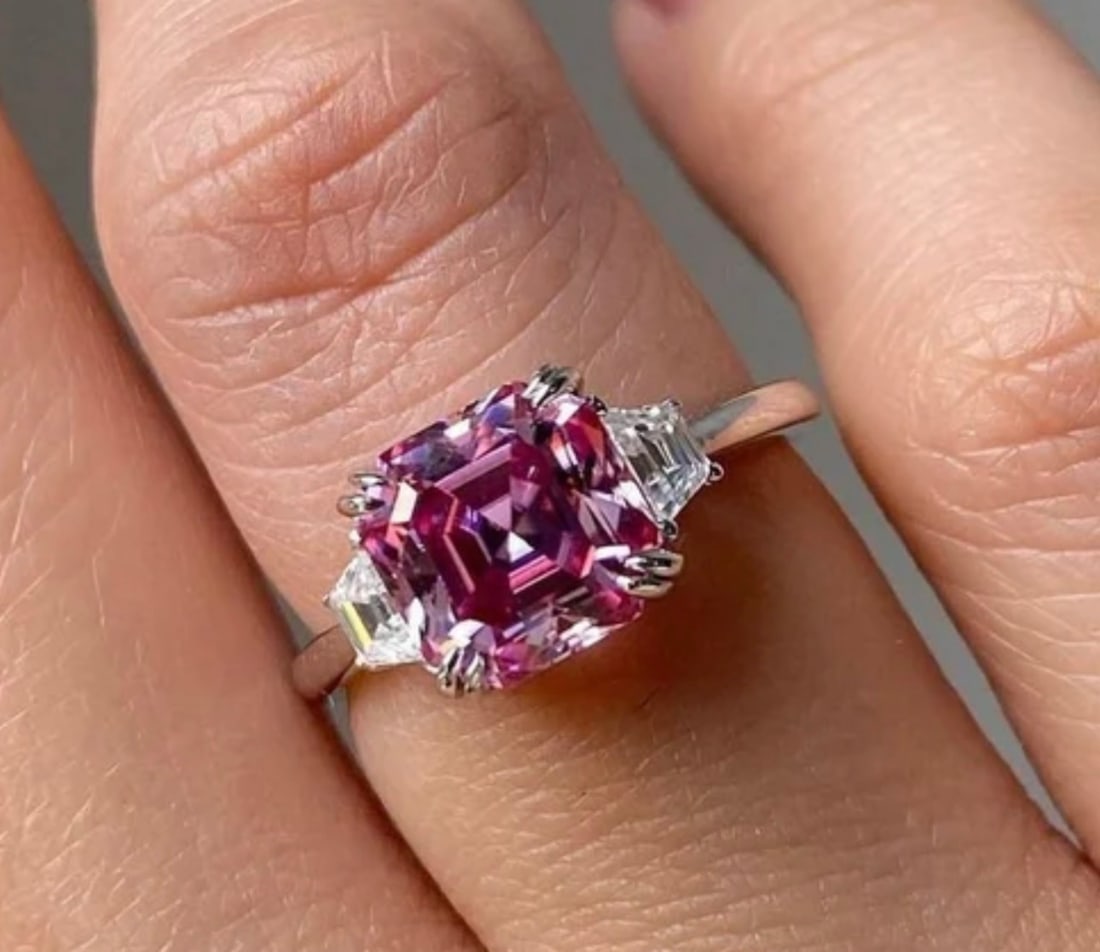 2 Carat - Certified Lab Grown Pink Diamond Ring in 14KT Solid White Gold: Asscher Cut 2 Carat - Certified Lab Grown Pink Diamond Ring in 14KT Solid White Gold - 0.60 Ct Fancy Cut Lab Grown Diamonds Side Stones (VS1, F Color) Excellent Luster –– Ring Size US - 6.5 - Free