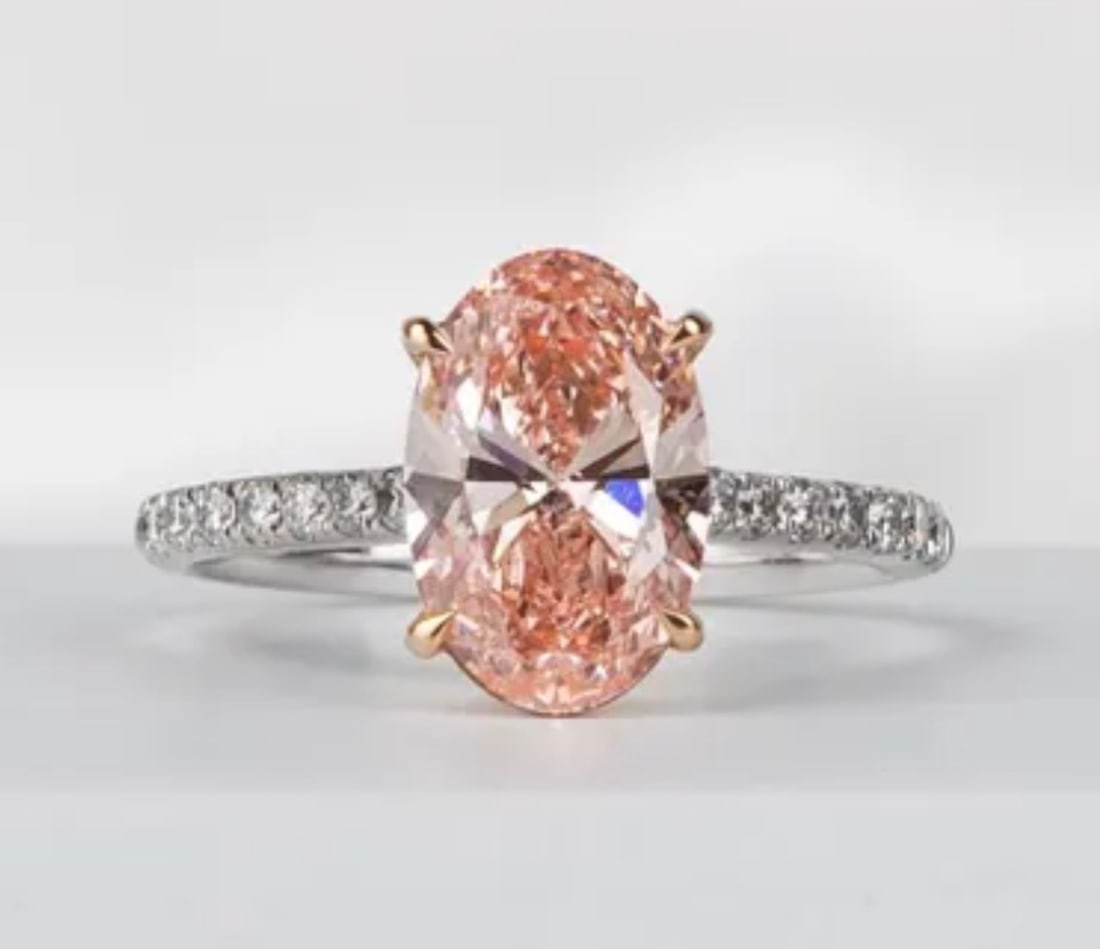 2.50 Carat - Certified Lab Grown Pink Diamond Ring in 14KT Solid White Gold: Oval Cut - 2.50 Carat - Certified Lab Grown Pink Diamond Ring in 14KT Solid White Gold - 0.30 Ct Round Cut Lab Grown Diamonds Side Stones (VS1, F Color) Excellent Luster – Ring Size US - 6 – Free