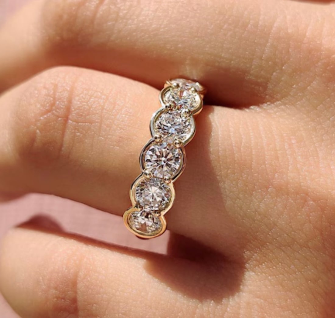 5 MM - 3.00 Carat - Round Cut Certified D VVS1 Lab Grown Diamond in 14KT Solid Yellow Gold Wedding: 5 MM - 3.00 Carat - Round Cut Certified D VVS1 Lab Grown Diamond in 14KT Solid Yellow Gold Wedding Band- Ring Size US - 6 Excellent Luster -Free Resizing & Free Shipping