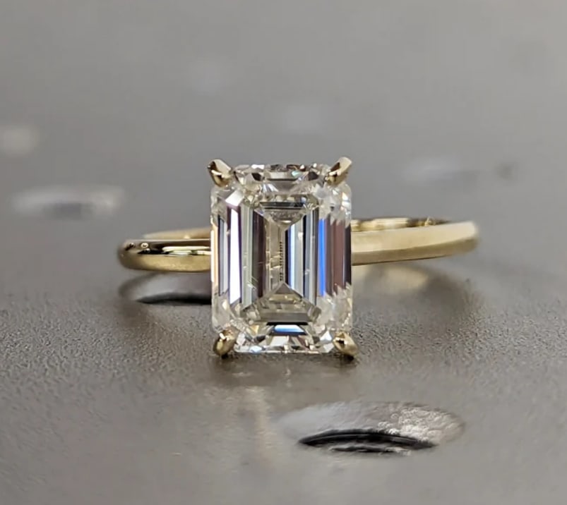 Certified 4 Carat Emerald Cut Lab Grown Diamond VVS1 E Color 14kt Solid Yellow Gold Engagement Ring: Certified 4 Carat Emerald Cut Lab Grown Diamond VVS1 E Color 14kt Solid Yellow Gold Engagement Ring - Ring Size US 7 - Ring Resize Available free of cost - Free Shipping….