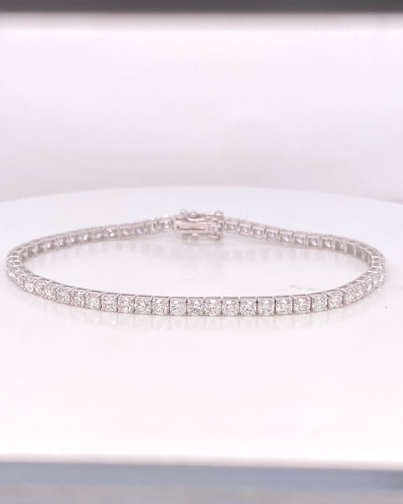 Certified 4 MM Lab Grown Dianond 14kt Solid White Gold Tennis Bracelet: Certified 4 MM Lab Grown Dianond 14kt Solid White Gold Tennis Bracelet VVS1 D Color Round Cut - 7.5 inch