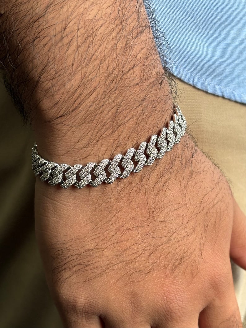 Certified 6 Carat Lab Grown Dianond 14kt Solid White Gold Bracelet Cuban Style: Certified 6 Carat Lab Grown Dianond 14kt Solid White Gold Bracelet Cuban Style VVS1 D Color Round - 8 inch