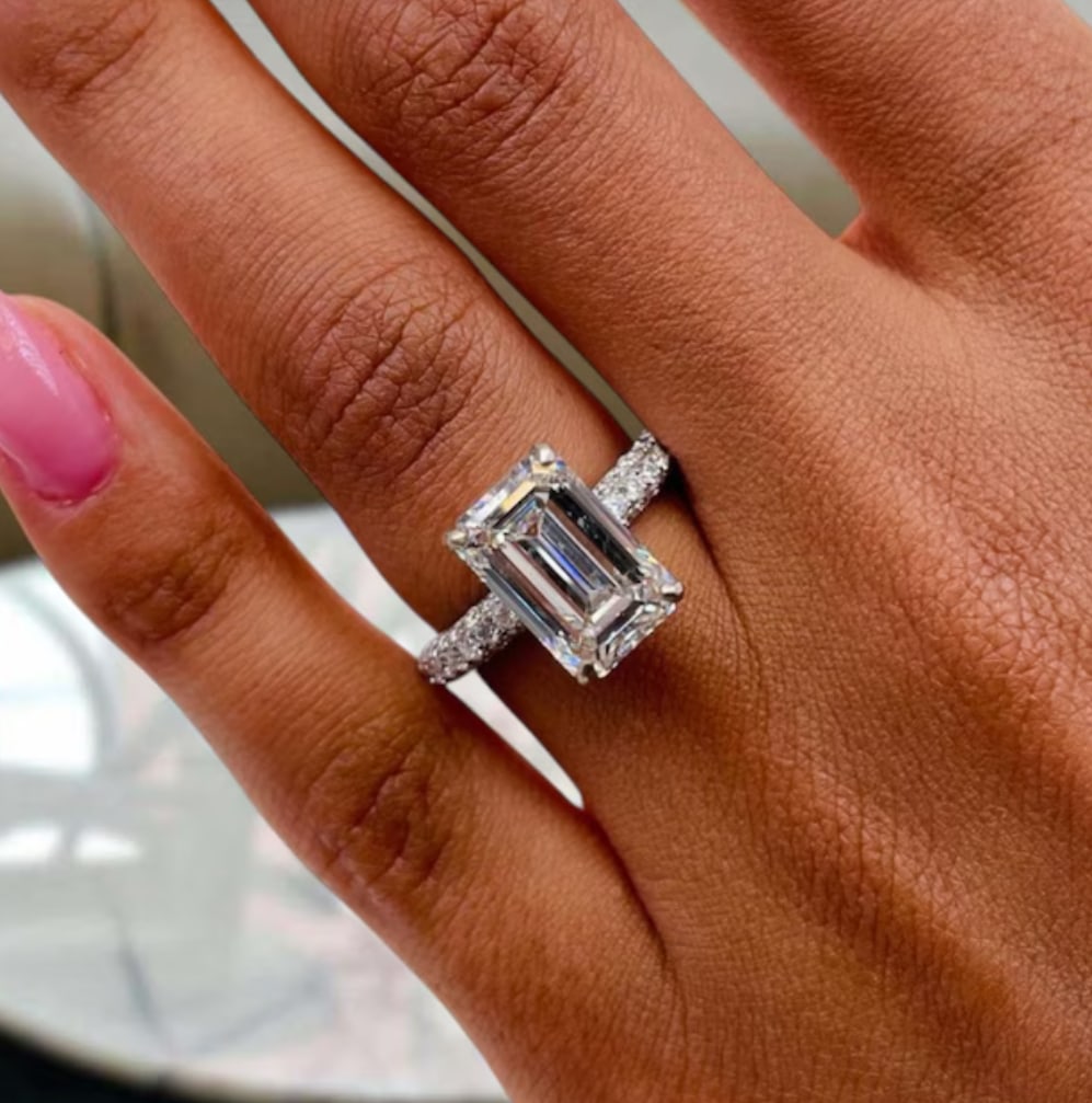 Certified 8.00 Carat Emearld Cut Lab Grown Diamond D VVS1 Color 14kt Solid White Gold: Certified 8.00 Carat Emearld Cut Lab Grown Diamond D VVS1 Color 14kt Solid White Gold Engagement Ring, Side Stone Lab Grown Diamonds 0.30 CT Round Cut VS1 E Color - Ring Size US 7