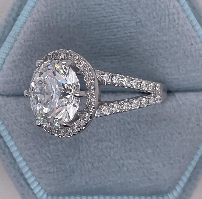 Certified 8.50 Carat Round Cut Lab Grown Diamond D VVS1 Color 14kt Solid White Gold Engagement Ring - 3