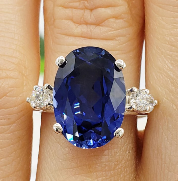 Certified 14 Carat Oval Cut Lab Grown Sapphire & Lab Grown Diamonds 14kt Solid White Gold Engagement: Certified 14 Carat Oval Cut Lab Grown Sapphire & Lab Grown Diamonds 14kt Solid White Gold Engagement Ring - Side Stone Lab Grown Diamonds 1.00 CT Round Cut VS1 E Color - Ring Size US 7