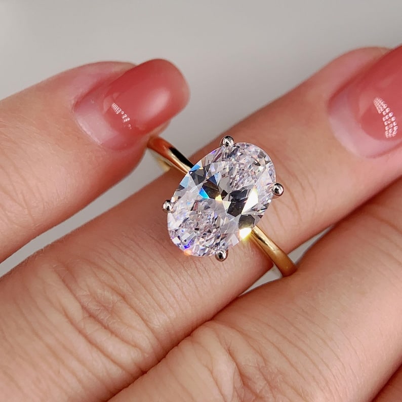 Certified 2.50 Carat Oval Cut Lab Grown Diamond D VVS1 Color 14kt Solid Yellow Gold Engagement Ring: Certified 2.50 Carat Oval Cut Lab Grown Diamond D VVS1 Color 14kt Solid Yellow Gold Engagement Ring - Ring Size US - 7