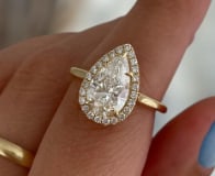 2.5 Carat Pear Cut Certified D VVS1 Lab Grown Diamond in 14KT Solid Yellow Gold Engagement Ring: 2.5 Carat Pear Cut Certified D VVS1 Lab Grown Diamond in 14KT Solid Yellow Gold Engagement Ring - Side Stone Lab Grown Diamonds VVS1 D color Round Cut 0.20 ct - Excellent Luster -& Free Shipping - Rin