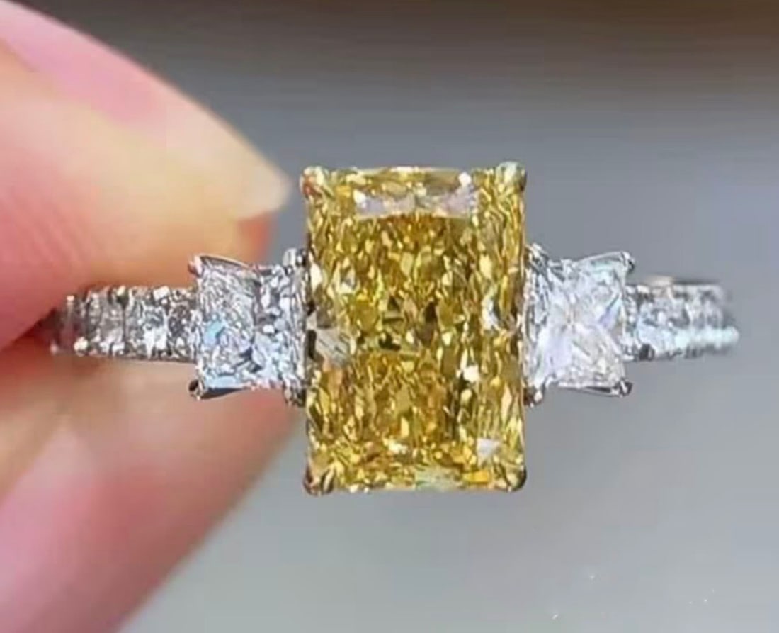 2 Ct Radiant Cut Certified Yellow VVS1 Lab Grown Diamond in 14KT Solid White Gold Engagement Ring: 2 Ct Radiant Cut Certified Yellow VVS1 Lab Grown Diamond in 14KT Solid White Gold Engagement Ring - Side Stone Lab Grown Diamonds VVS1 D 0.60 Ct - Excellent Luster -& Free Shipping - Ring Size US 6.5