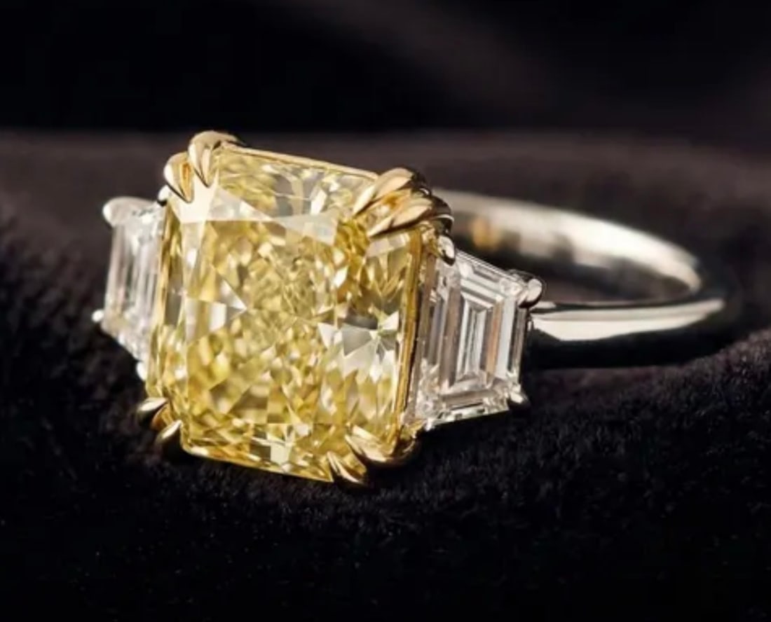 3.5 Ct Cushion Cut Certified Yellow VVS1 Lab Grown Diamond in 14KT Solid White Gold Engagement Ring: 3.5 Ct Cushion Cut Certified Yellow VVS1 Lab Grown Diamond in 14KT Solid White Gold Engagement Ring - Side Stone Lab Grown Diamonds VVS1 D Fancy Cut 0.60 Ct - Excellent Luster -& Free Shipping - Ring 