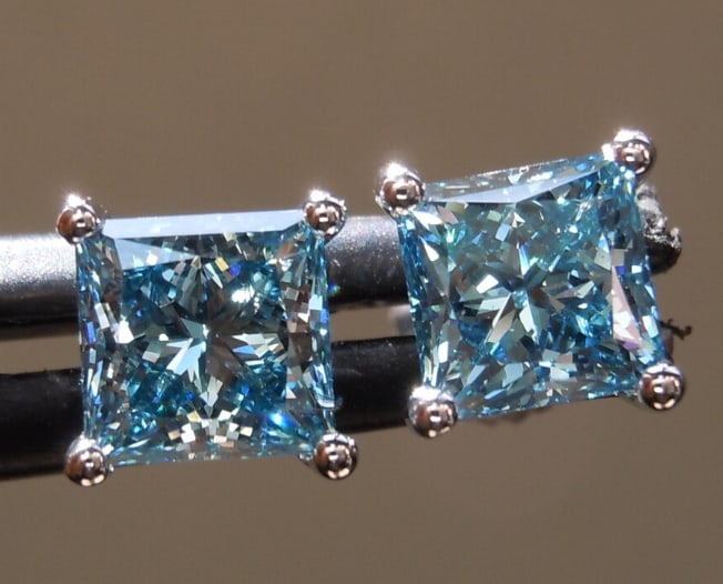 4 Ct Princess Cut Certified Blue VVS1 Lab Grown Diamond in 14KT Solid White Gold Earrings: 4 Ct Princess Cut Certified Blue VVS1 Lab Grown Diamond in 14KT Solid White Gold Earrings