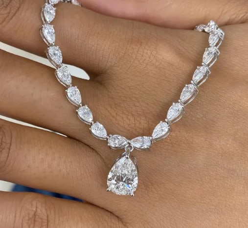 Certified Pear Cut 25 Carat D VVS1 Lab Grown Diamonds, 14K Solid White Gold Necklace 18 INCH: Certified Pear Cut 25 Carat D VVS1 Lab Grown Diamonds, 14K Solid White Gold Necklace 18 INCH