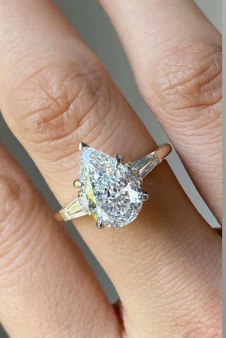 Certified 5.00 Carat Pear Cut Lab Grown Diamond VVS1 D Color 14kt Solid Yellow Gold Engagement Ring: Certified 5.00 Carat Pear Cut Lab Grown Diamond VVS1 D Color 14kt Solid Yellow Gold Engagement Ring - Side Stone is Lab Grown Diamonds VS1 E Color - 0.40 ct Fancy Cut - Ring Size US 6.5 - Ring Resize 
