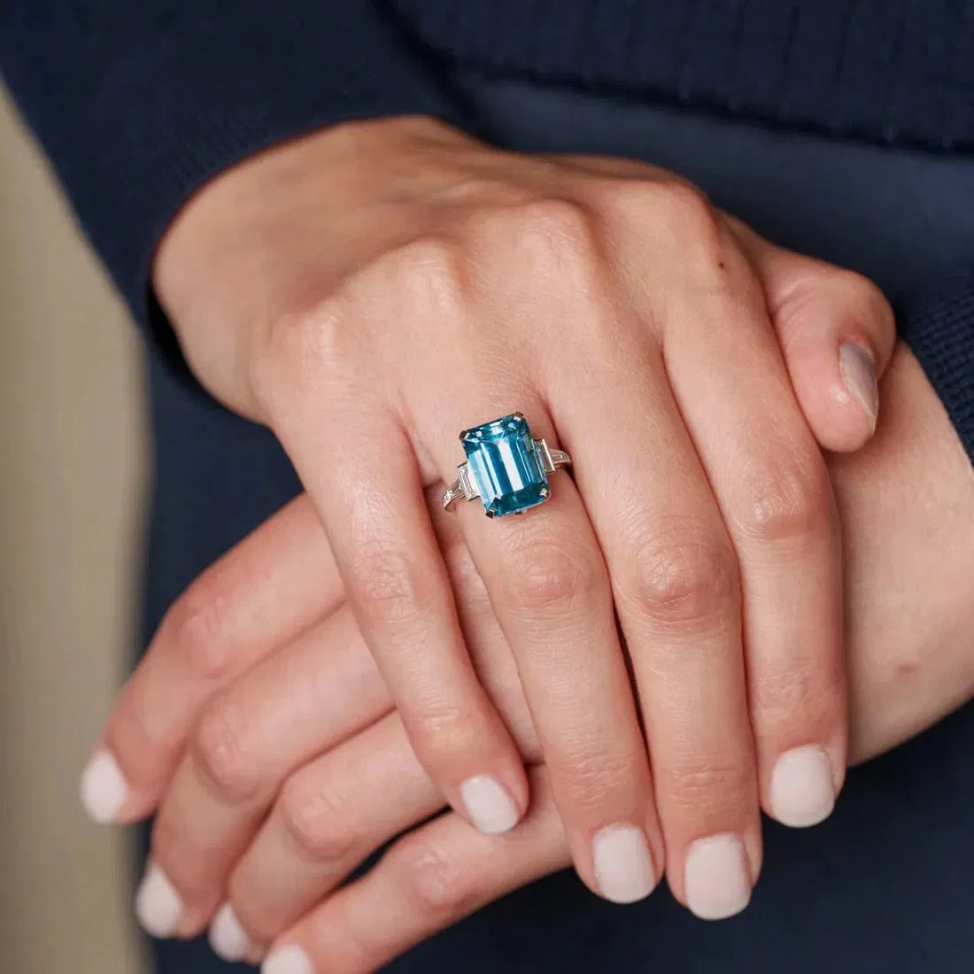 18Kt Solid White Gold 10 Carat Natural Aquamarine Ring: Certified 18Kt Solid White Gold 10 Carat Natural Aquamarine Real Diamond 0.80 ct G vs1 Fancy and Round Cut - Ring Size US -7 - Ring Resize Available free of Cost-Free Shipping