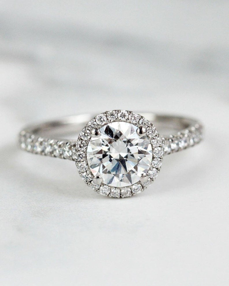 Certified 2.5 Ct. Lab Grown Diamond Engagement Ring in 14K Solid White Gold: Certified 2.50 Ct. Lab Grown Diamond Engagement Ring in 14K Solid White Gold - E-F Color VVS1 Round Cut Excellent Luster- Ring Size US- 7- ) Ring Resize Available free of Cost, - Free Shipping